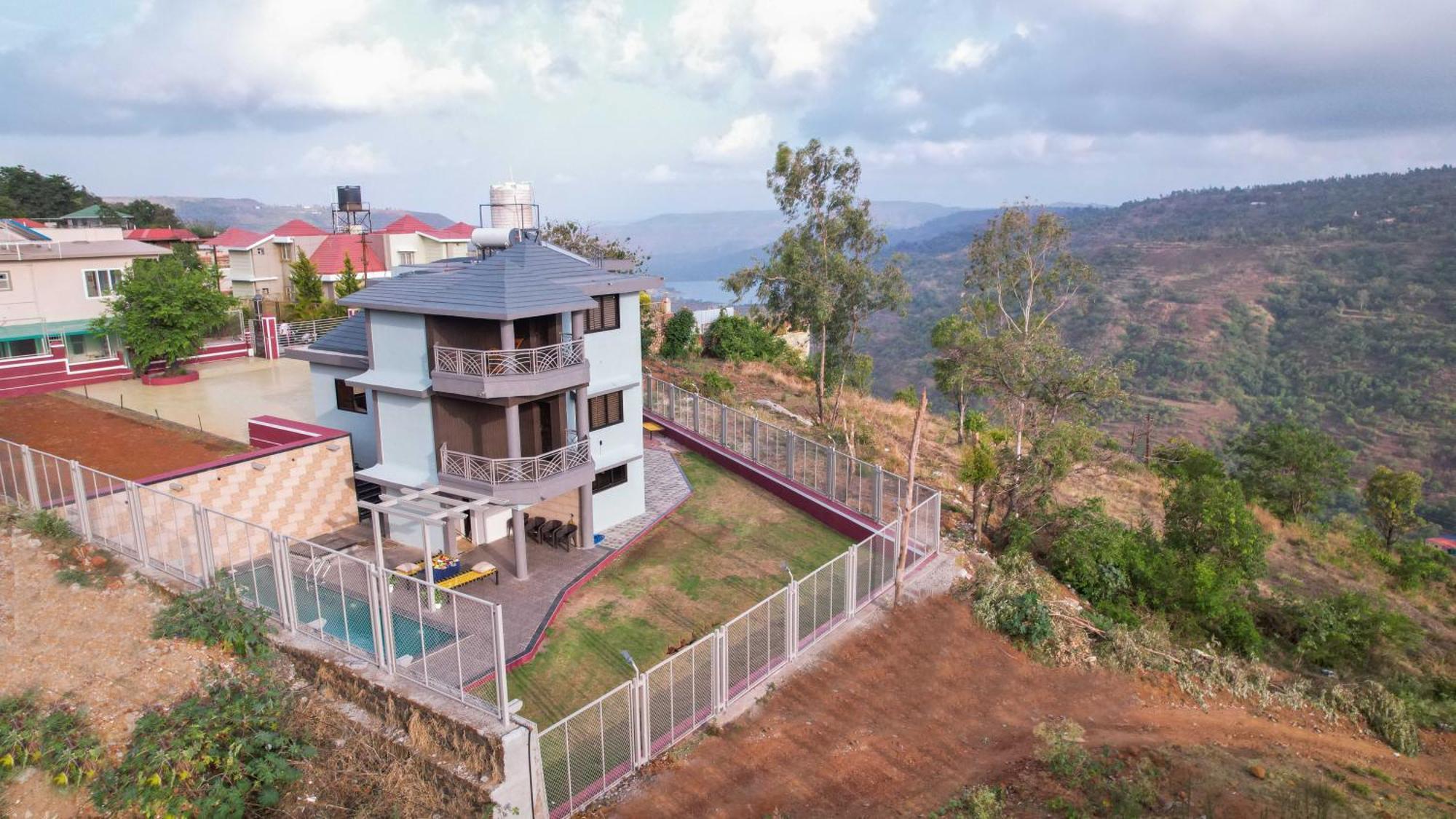 Magnum Villa Панчгани Экстерьер фото